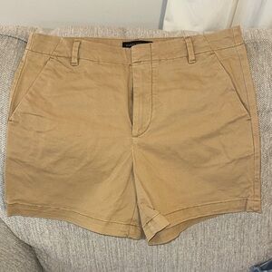 Women’s Banana Republic Tan Shorts